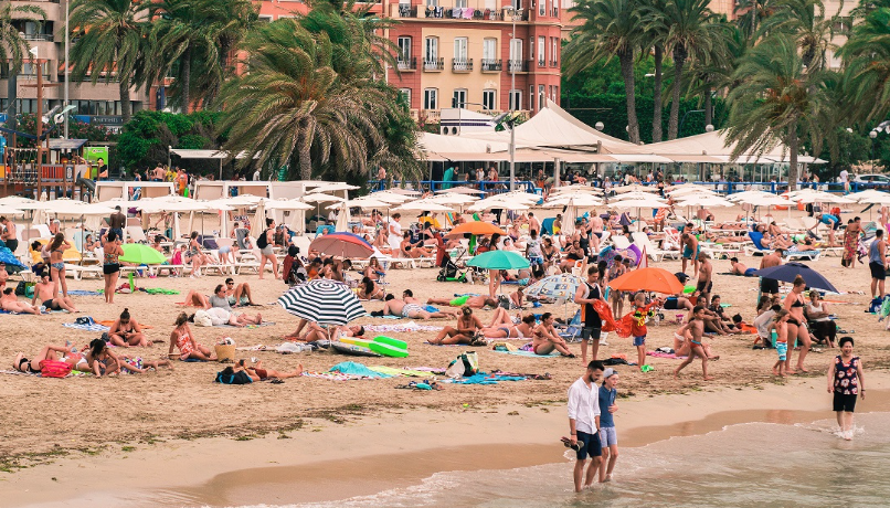 썬블럭을 사용하는 사람들