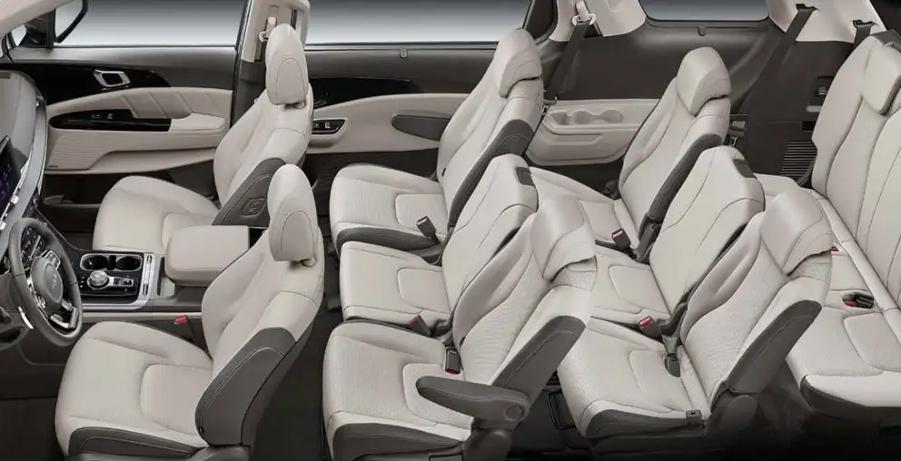 카니발-9인승-실내