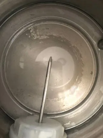 주전자 석회 제거 레몬 껍질 끓이기와 헹굼 팁_5