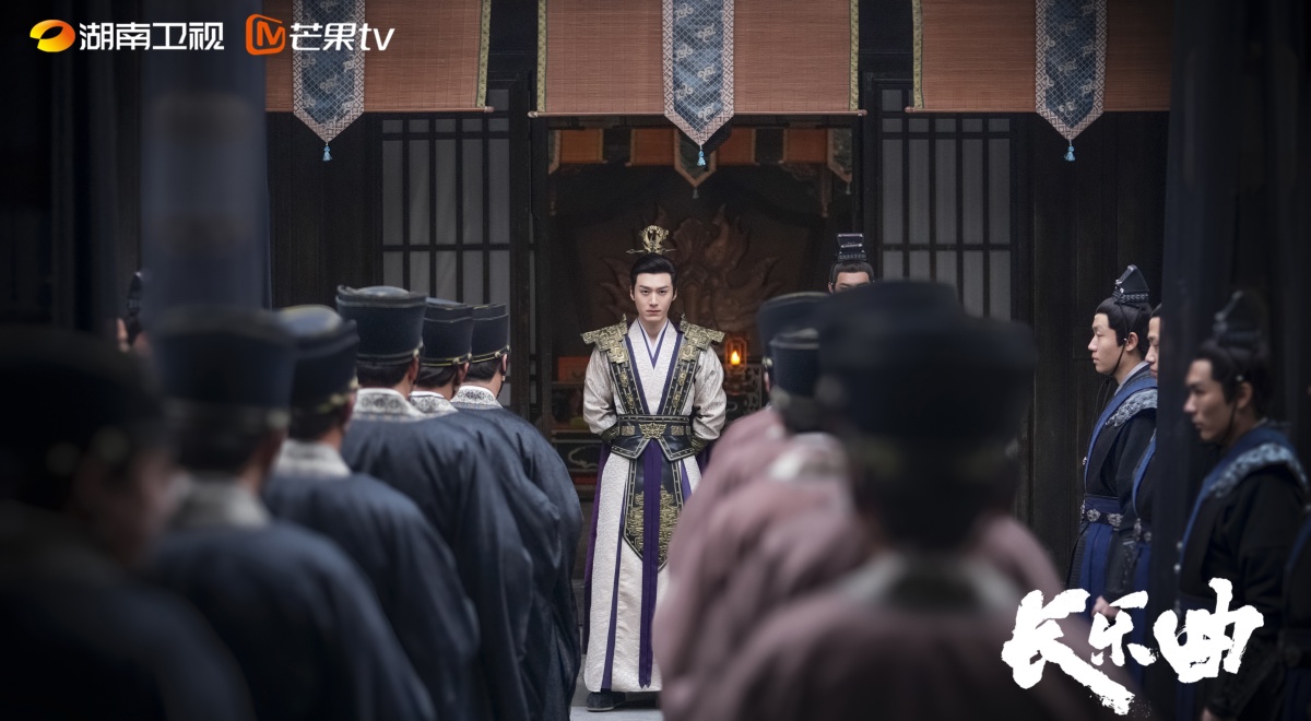 장락곡-모자준과 신하들 함께 서있는 모습