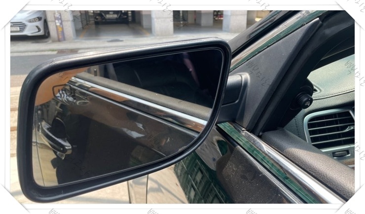 링컨 MKS 사이드미러 수리 후 측면부(좌) 거울부(우)