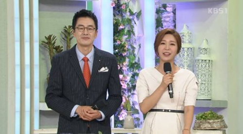 아나운서김재원