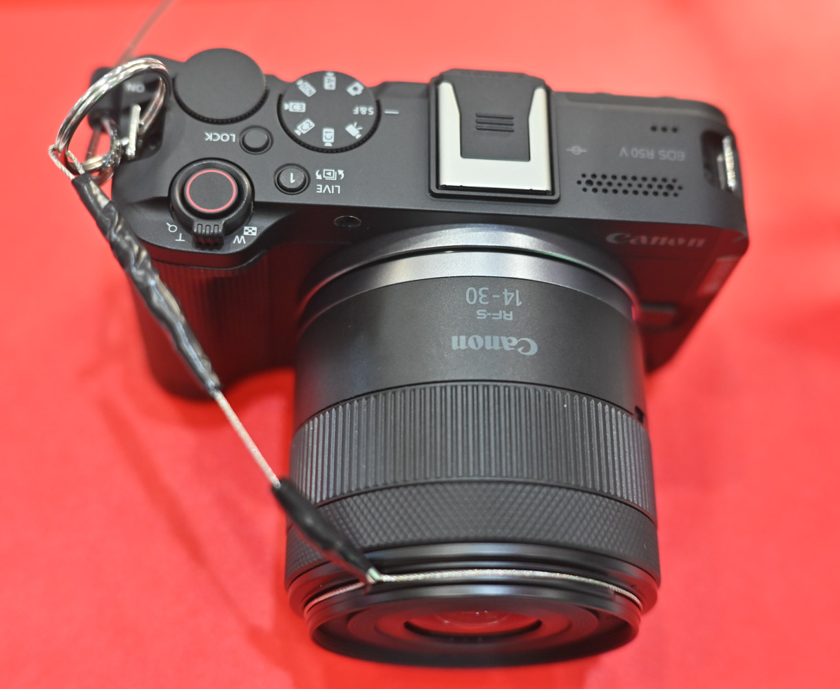 캐논 R50V
