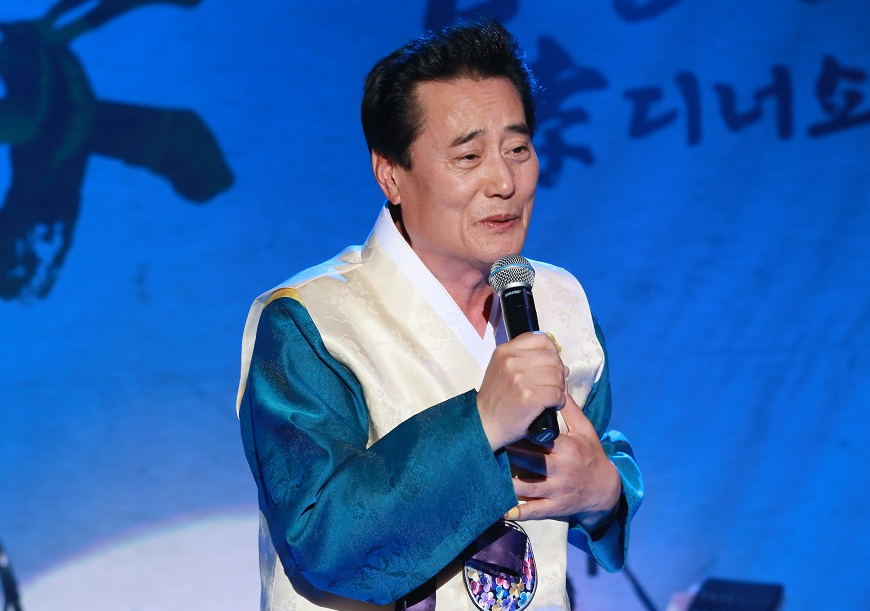 배우 겸 가수 김성환│무대와 방송에서 여전히 활발하게 활동중인 김성환