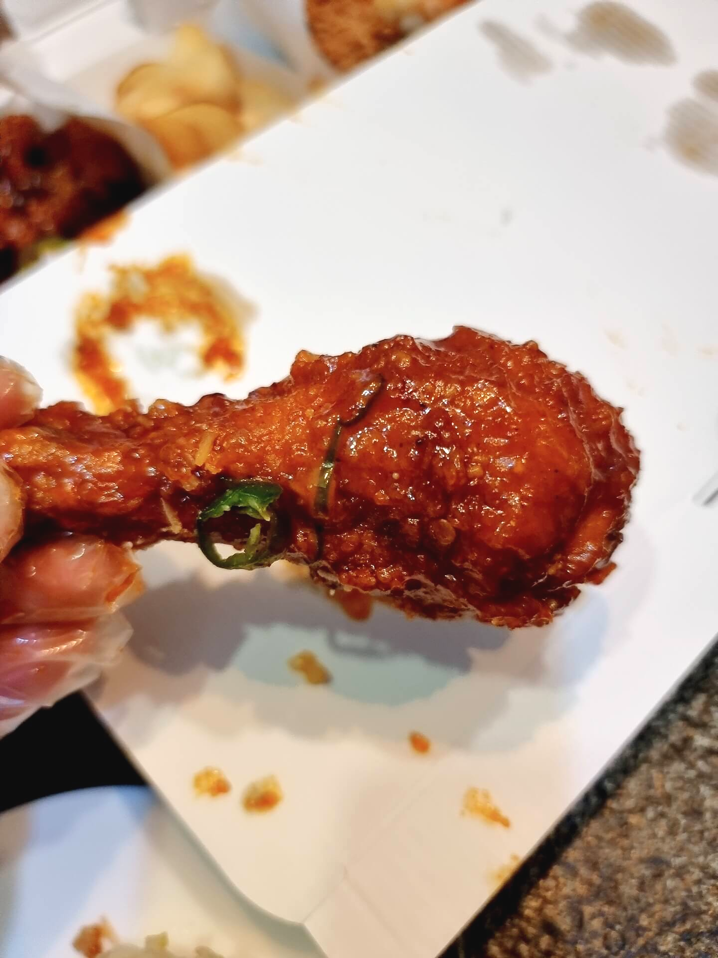 대새치킨 닭다리