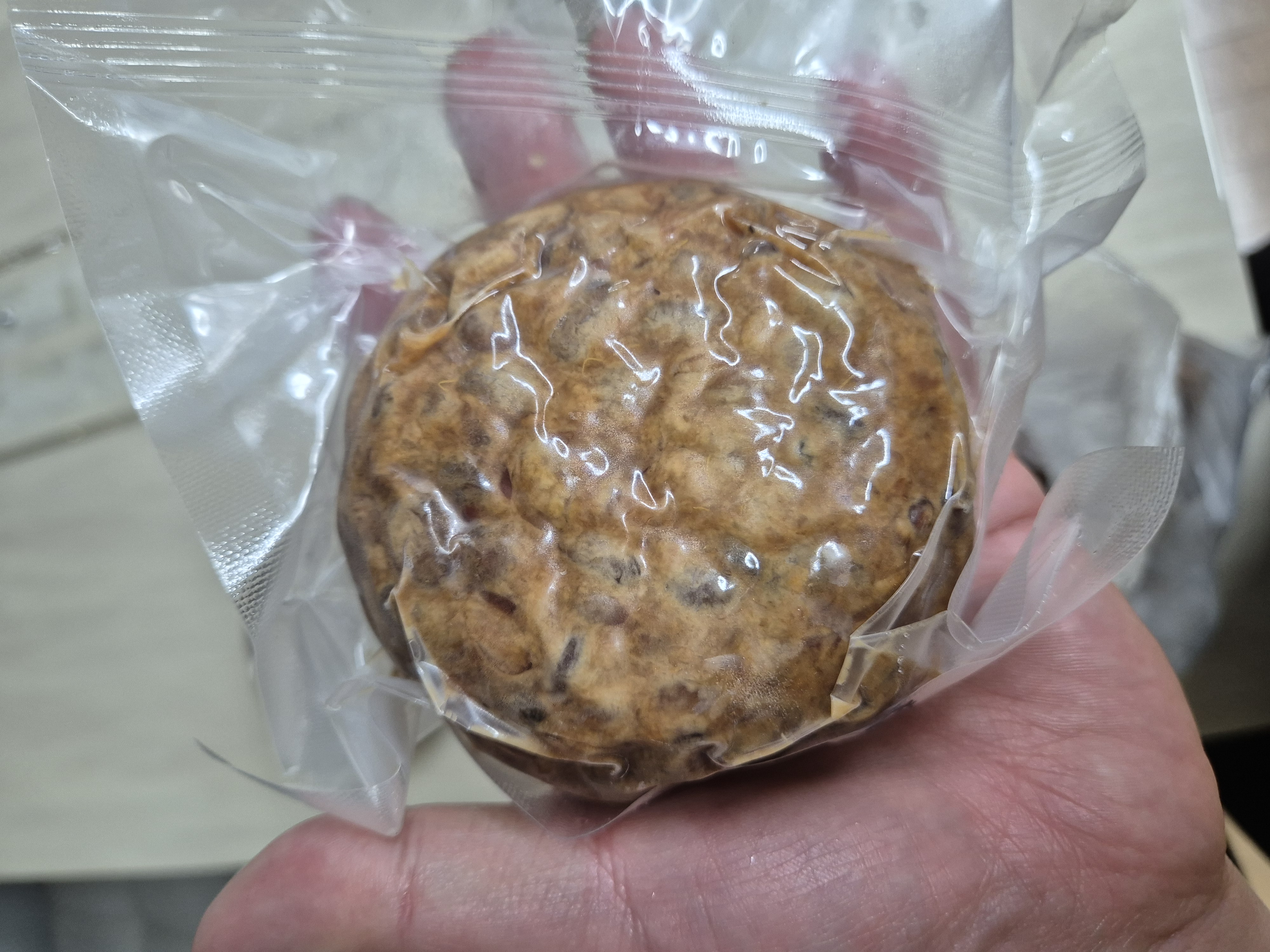 공주 알밤청국장 1덩어리면 4식구 맛있게 청국장 먹을수 있음.