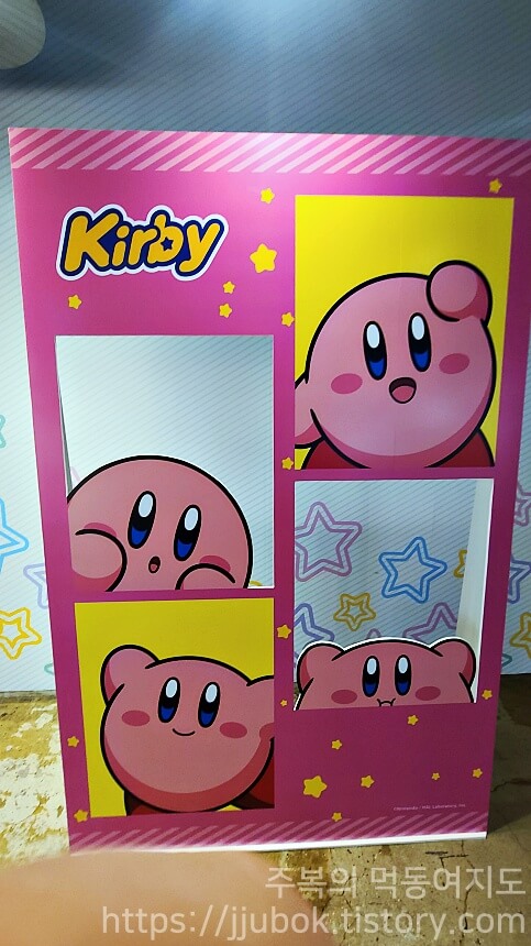 별의-커비-30주년-팝업-스토어-포토존-3