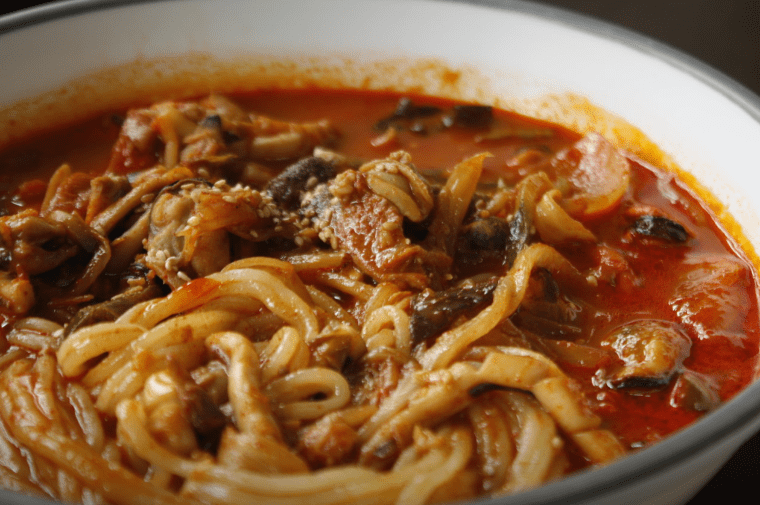 강릉중앙시장 맛집 "원조강릉교동반점 본점" 음식