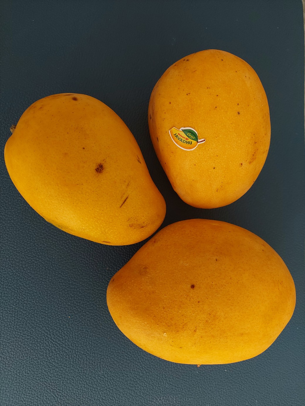 망고 먹다 큰일 날 뻔?! 망고 효능부터 고르는 법, 알레르기&middot;박쥐 바이러스 주의까지 총정리