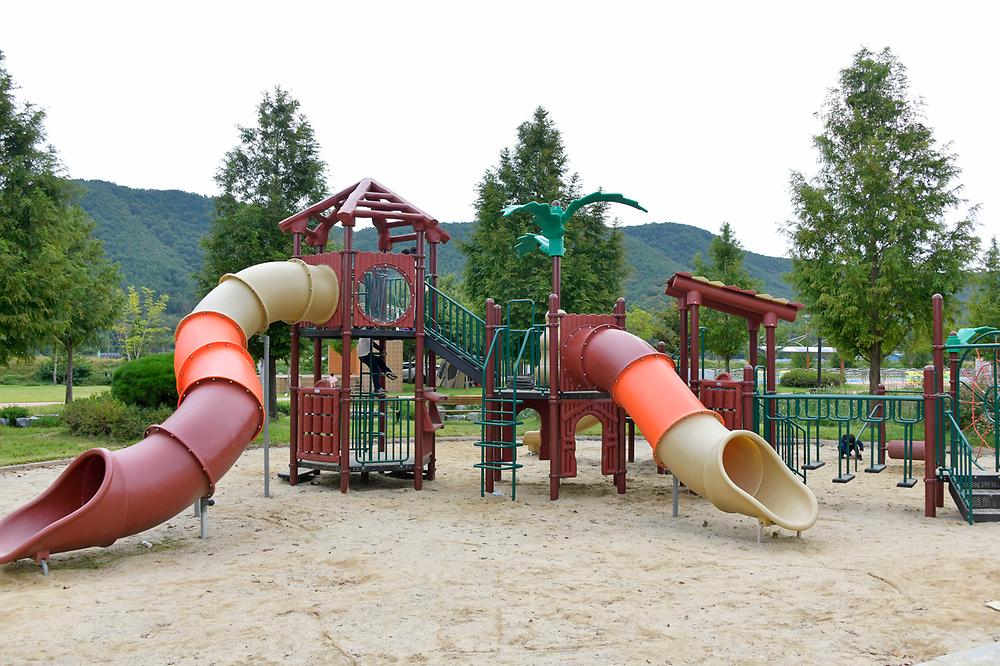 의령군 설뫼충효테마파크야영장 소개