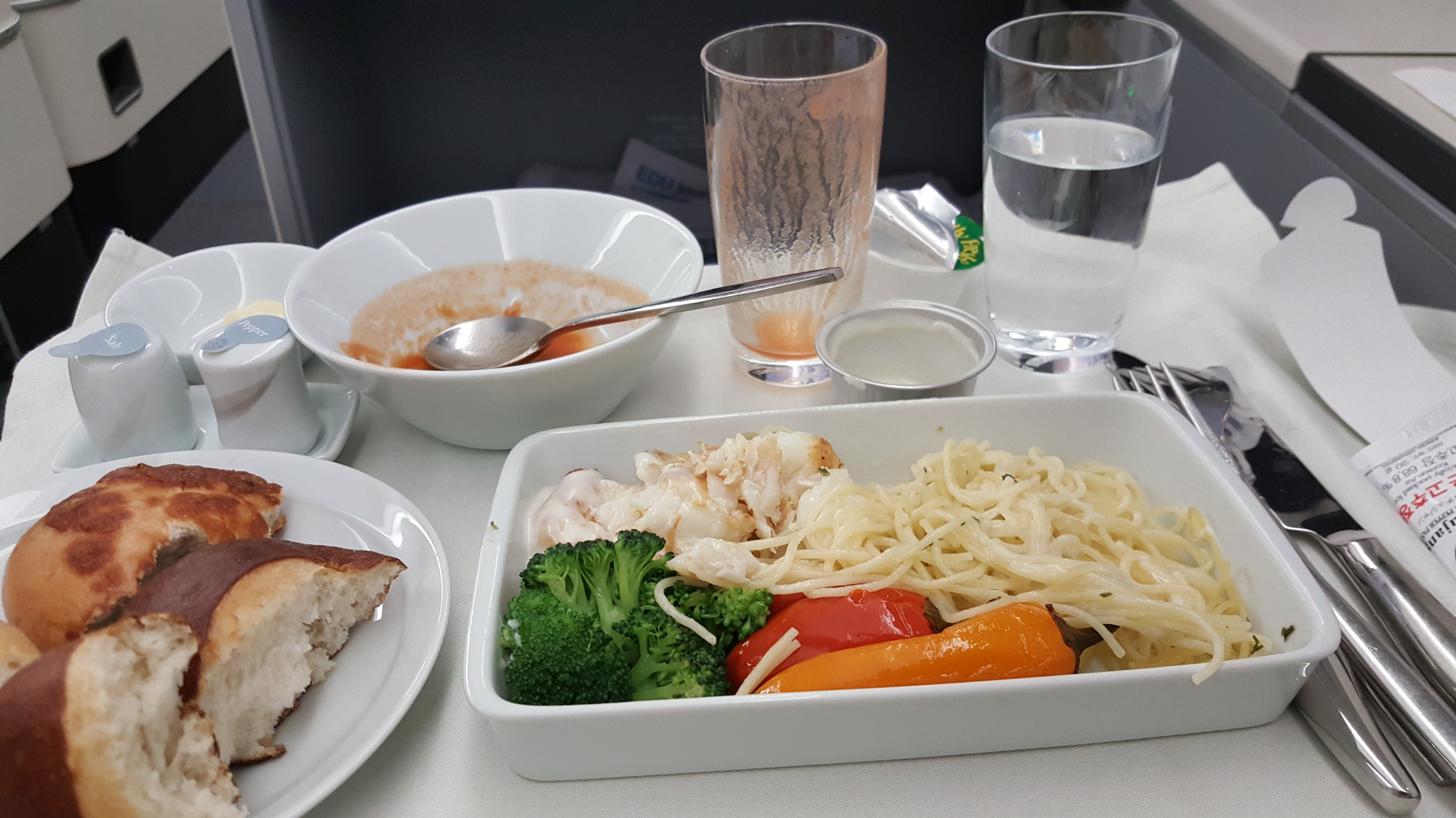 Korean Air B777-300ER Business Class