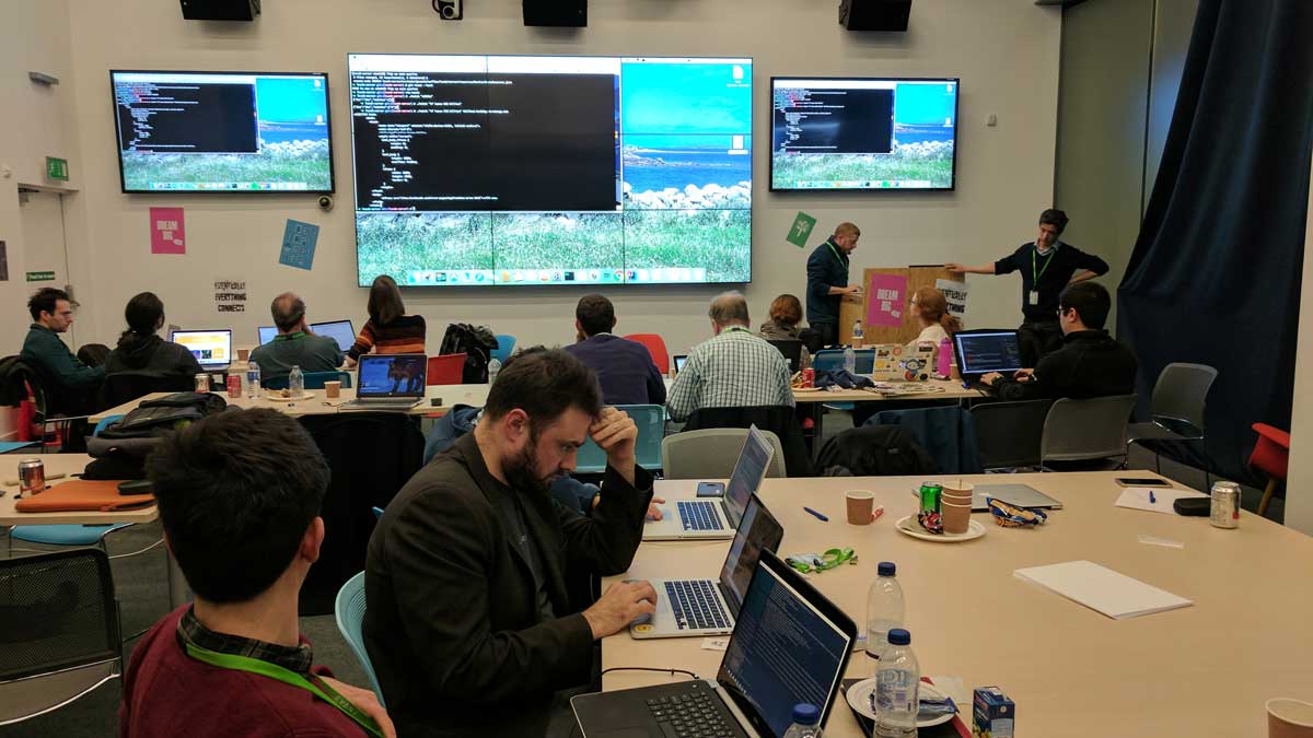 페이스북의 해커톤 대회