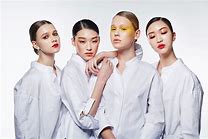 노 메이크업(자연스러운 메이크업) 룩