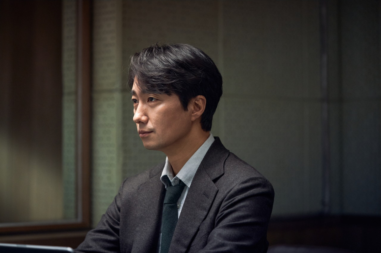 박해일 배우님의 왼쪽 얼굴 모습