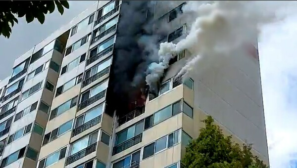 목동 아파트 화재 발생