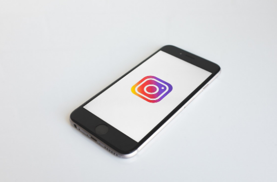 디지털 미니멀리즘: SNS 사용 시간 제한으로 얻는 자유