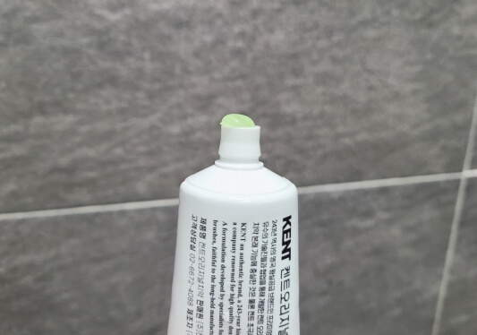 치약 색상 사진