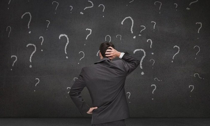 고민하는 남성의 이미지