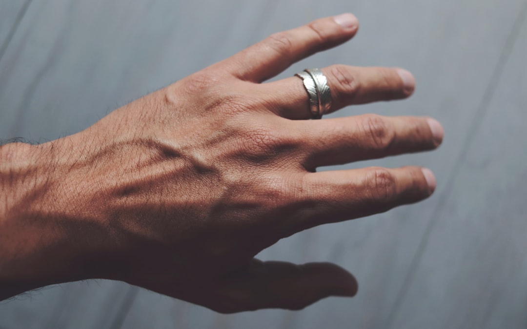 Hand model.