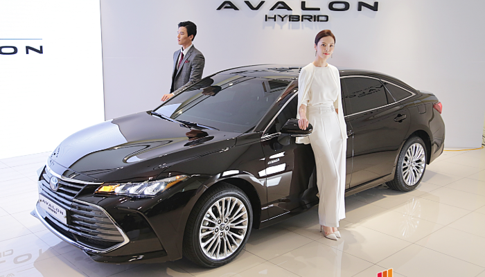 도요타 아발론 중고차 가격 시세표 연비