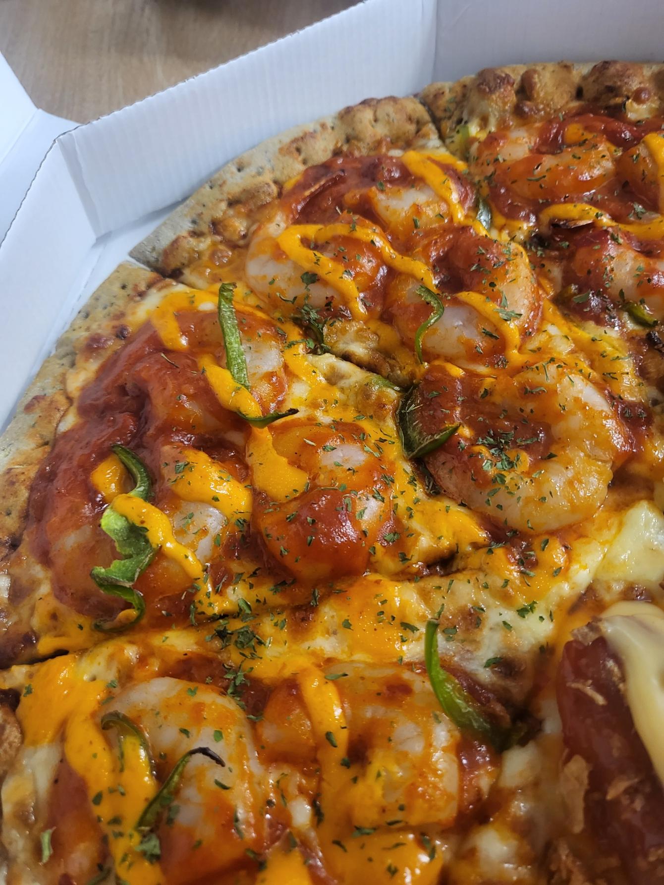 쉬림프 가득 치즈 가득