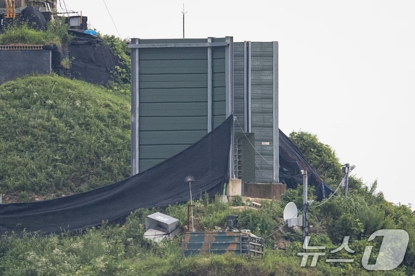 대북 확성기 방송 중지