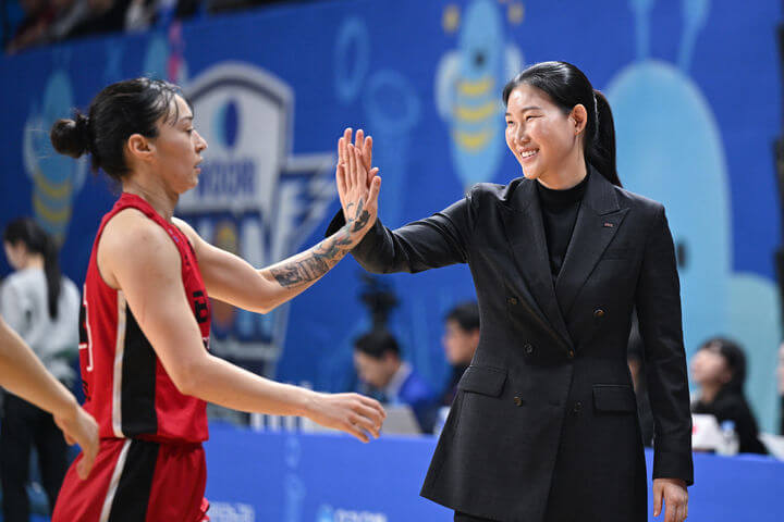 부산 BNK&amp;#44; 극적인 승부 끝에 첫 우승! MVP 안혜지 활약 빛났다