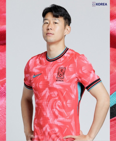 축구-국가대표-유니폼입은-손흥민