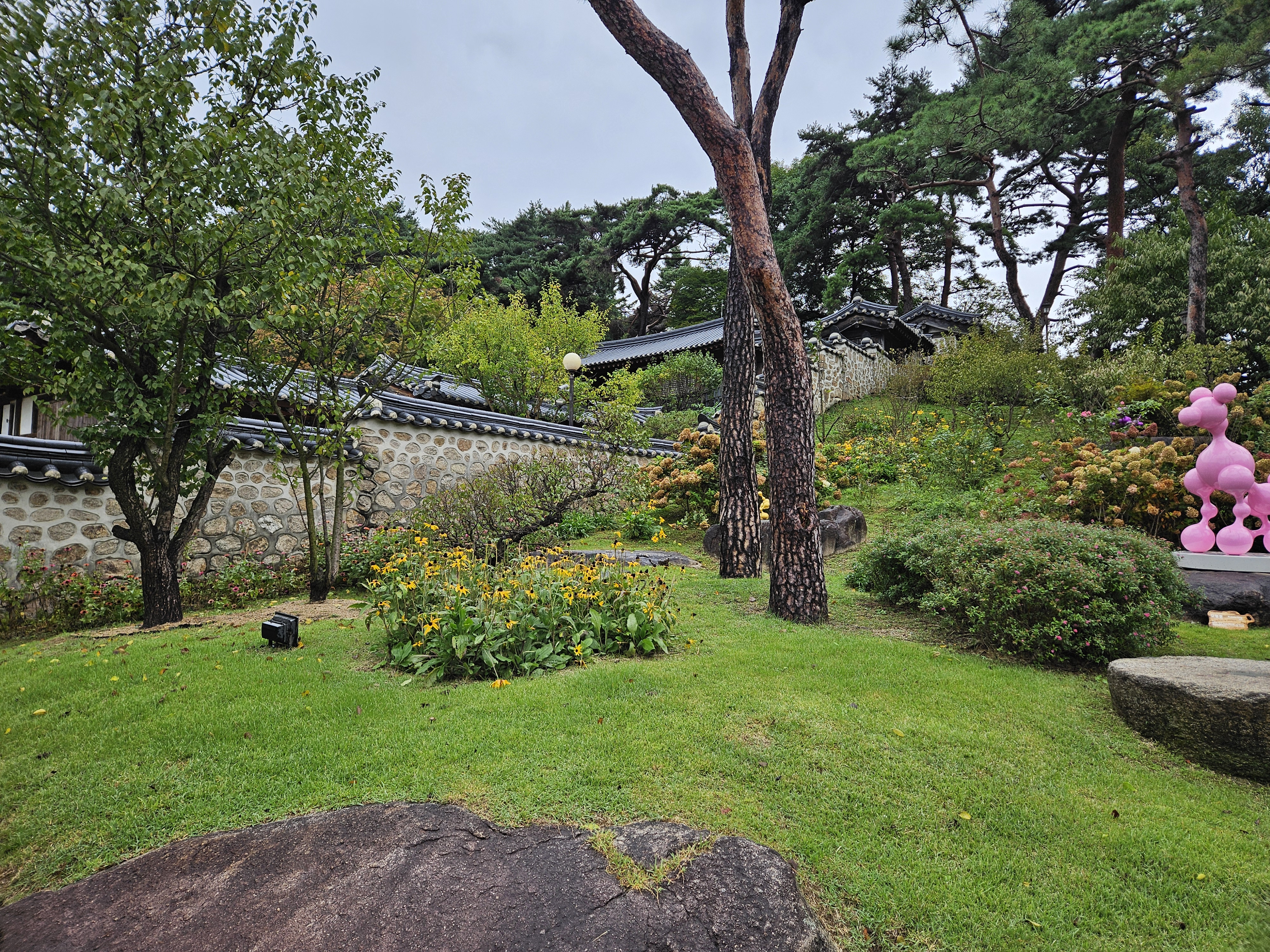 석파정의 아름다움 속에서 천경자의 화려한 슬픔을 보다: 추석 천경자전 관람 후기와 서울미술관정보