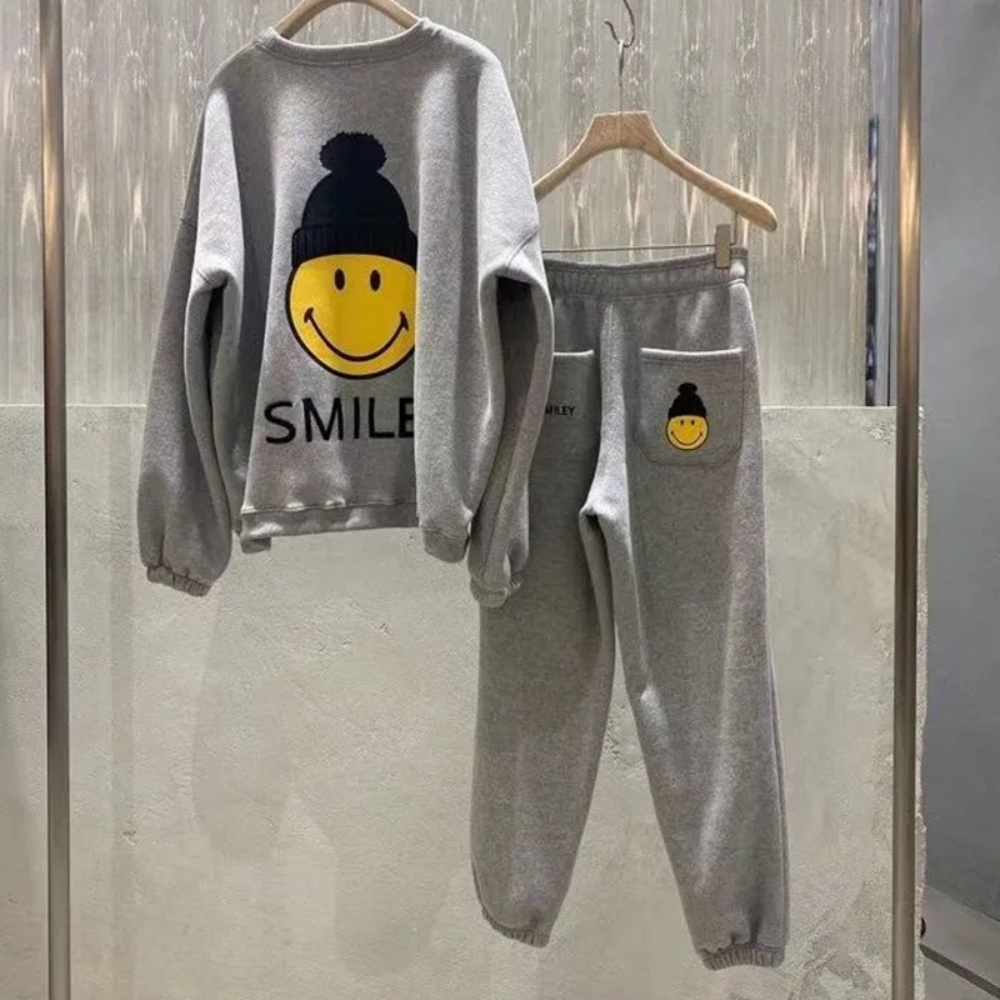 편한 트레이닝복 스마일 츄리닝 투피스 슬림 홈웨어