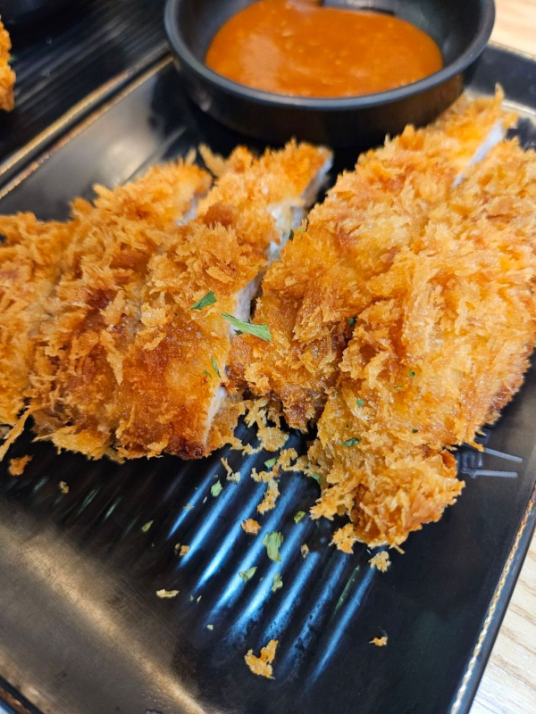 모미락 수제돈까스