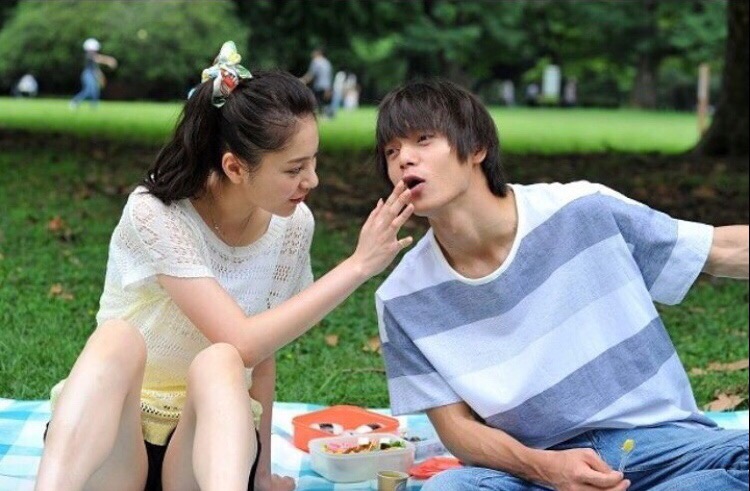 한일 혼혈 배우 미즈사와 에레나 한일 혼혈 배우 미즈사와 에레나