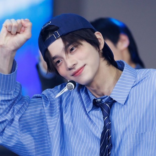 투어스 신유