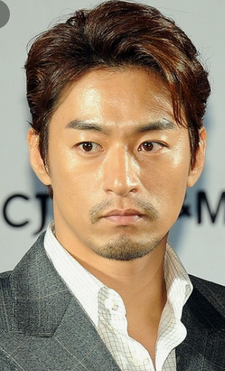 사생활유출로 논란에 휘말렸던 연예인들 TOP 7