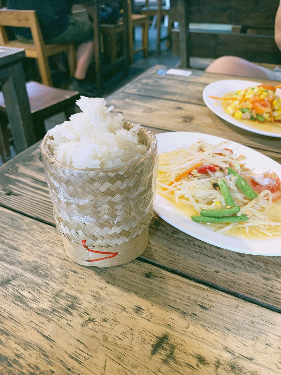 치앙마이 치킨 맛집 추천 님만 로컬 맛집 까이앙청더이 vs 위치안부리 비교 리뷰