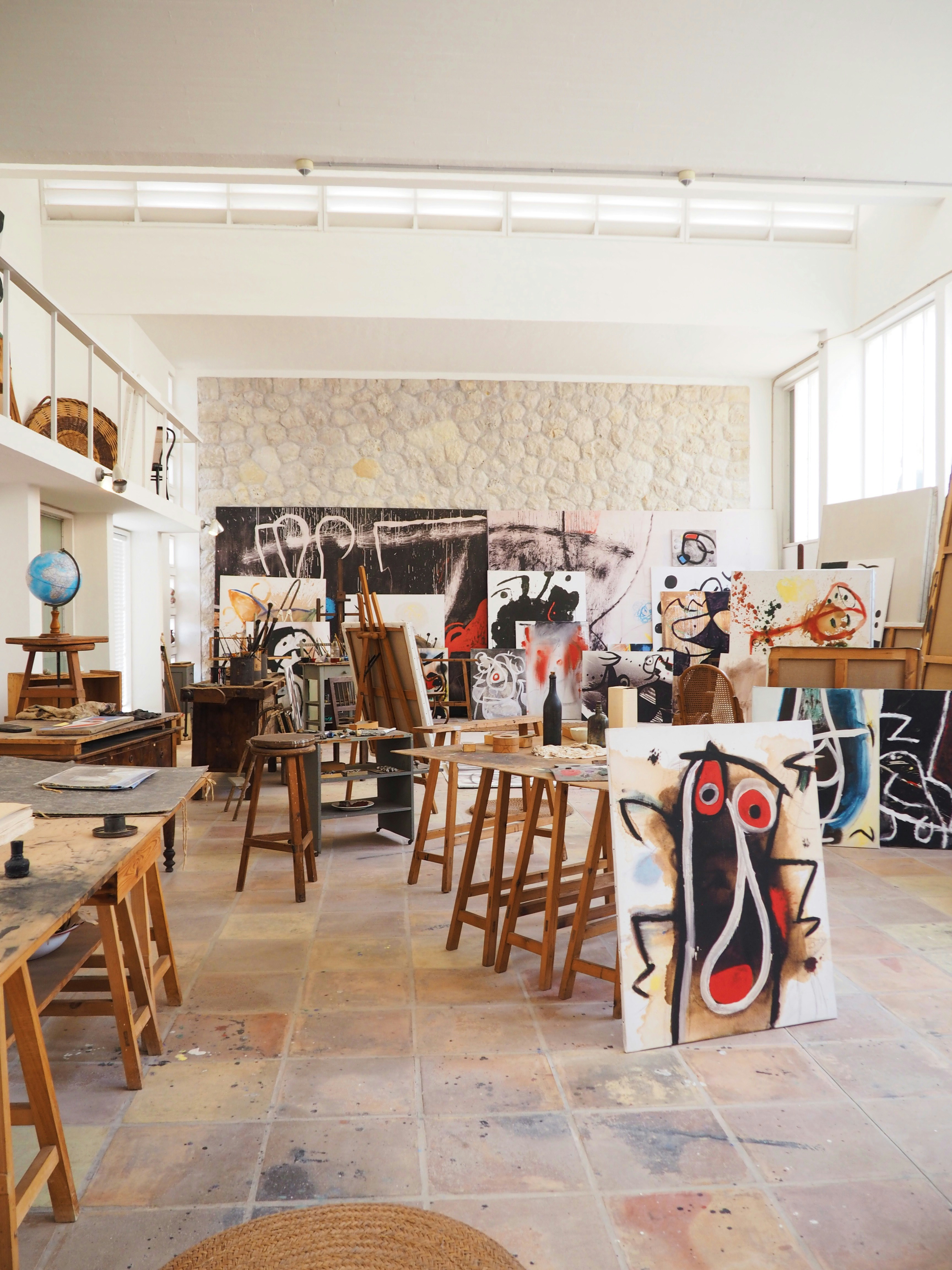 호안 미로: 스페인의 색채 마술사