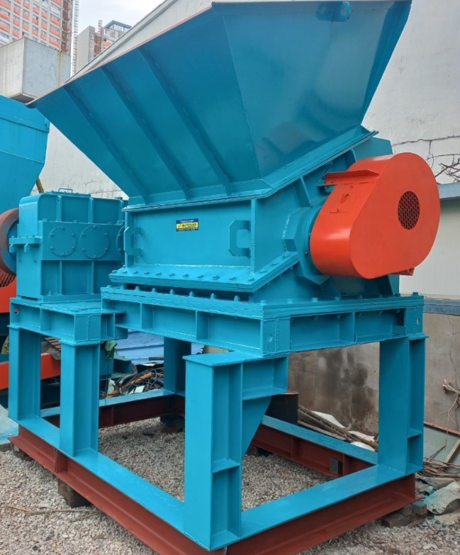 1250W 중고 파쇄기