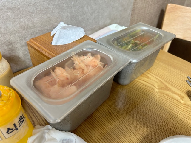 둔내막국수 무김치, 열무김치