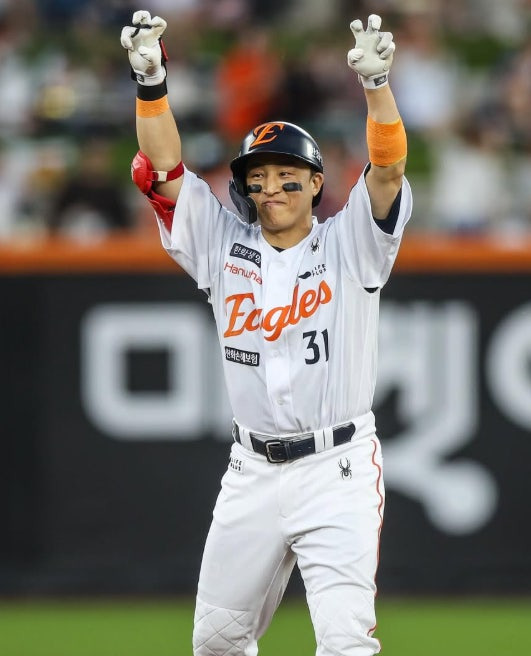 충격 FA중 손아섭만 비행기 못 탔다 한화 계약이 현실적