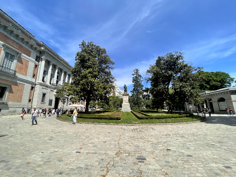 프라다 미술관 - 무리요 동상