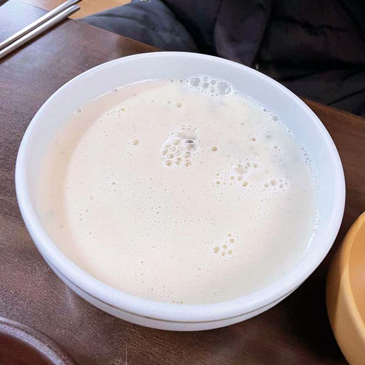 경주 황리단길 가게 찹쌀도넛 콩국 놀면뭐하니 소개 간식 꽈배기 콩죽 미스터리 사진 한 컷 맛집 추천