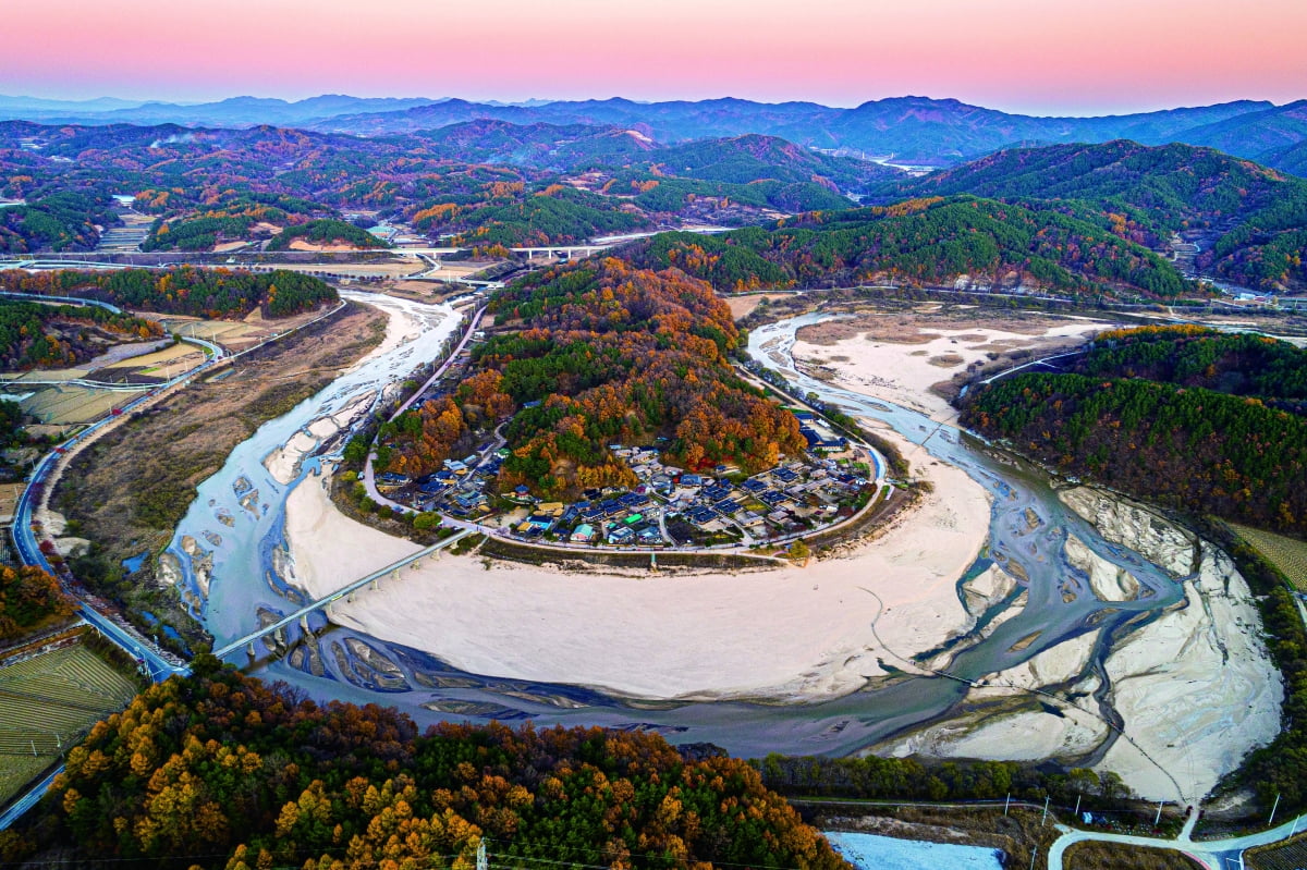 넉넉한 인심 &amp; 푸른 자연 속 가성비 최고 한 달 살기 명소 추천