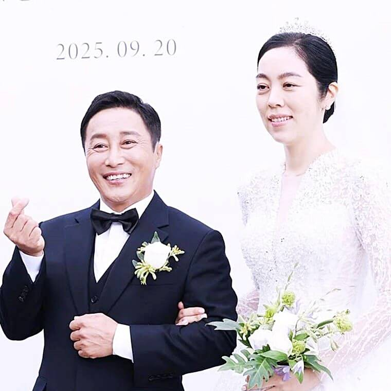 개그맨-김병만-아내-현은재