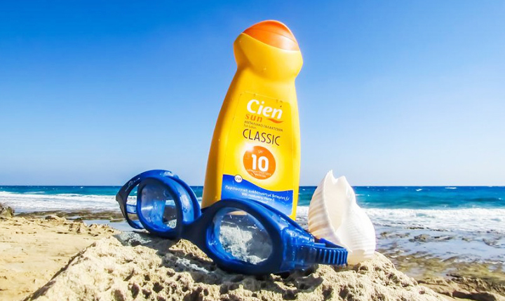 유통기한 지난 선크림! 생각하지 못했던 의외의 활용방법 대표이미지