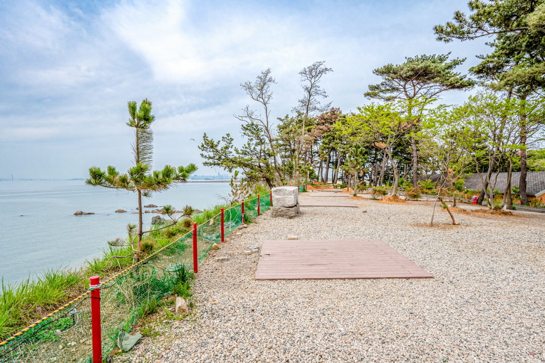 [경기] 안산 : 홀리데이캠핑파크 대부도점 (애견동반가능)