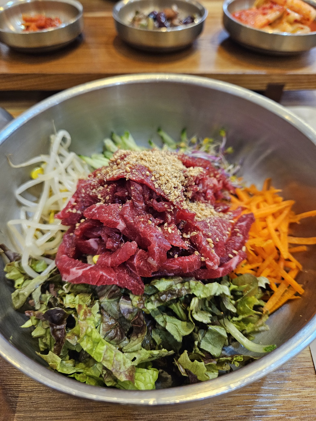 신재우 명인설렁탕 한우 육회비빔밥 사진