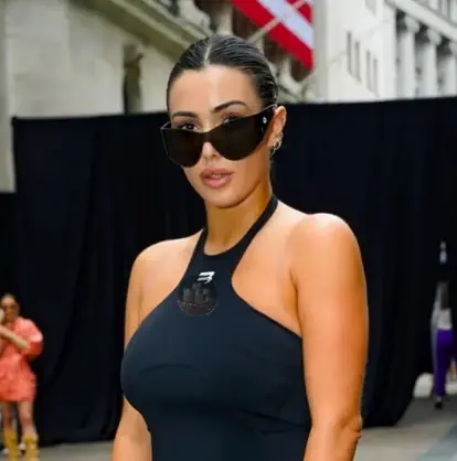 비앙카 센소리 흑발