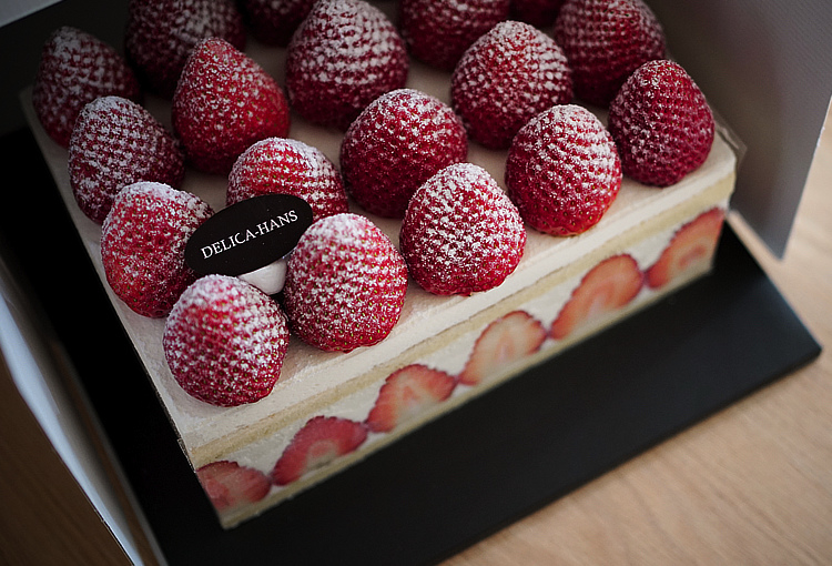 델리카한스 프리미엄딸기케이크