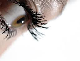 눈 실핏줄이 터지는 이유