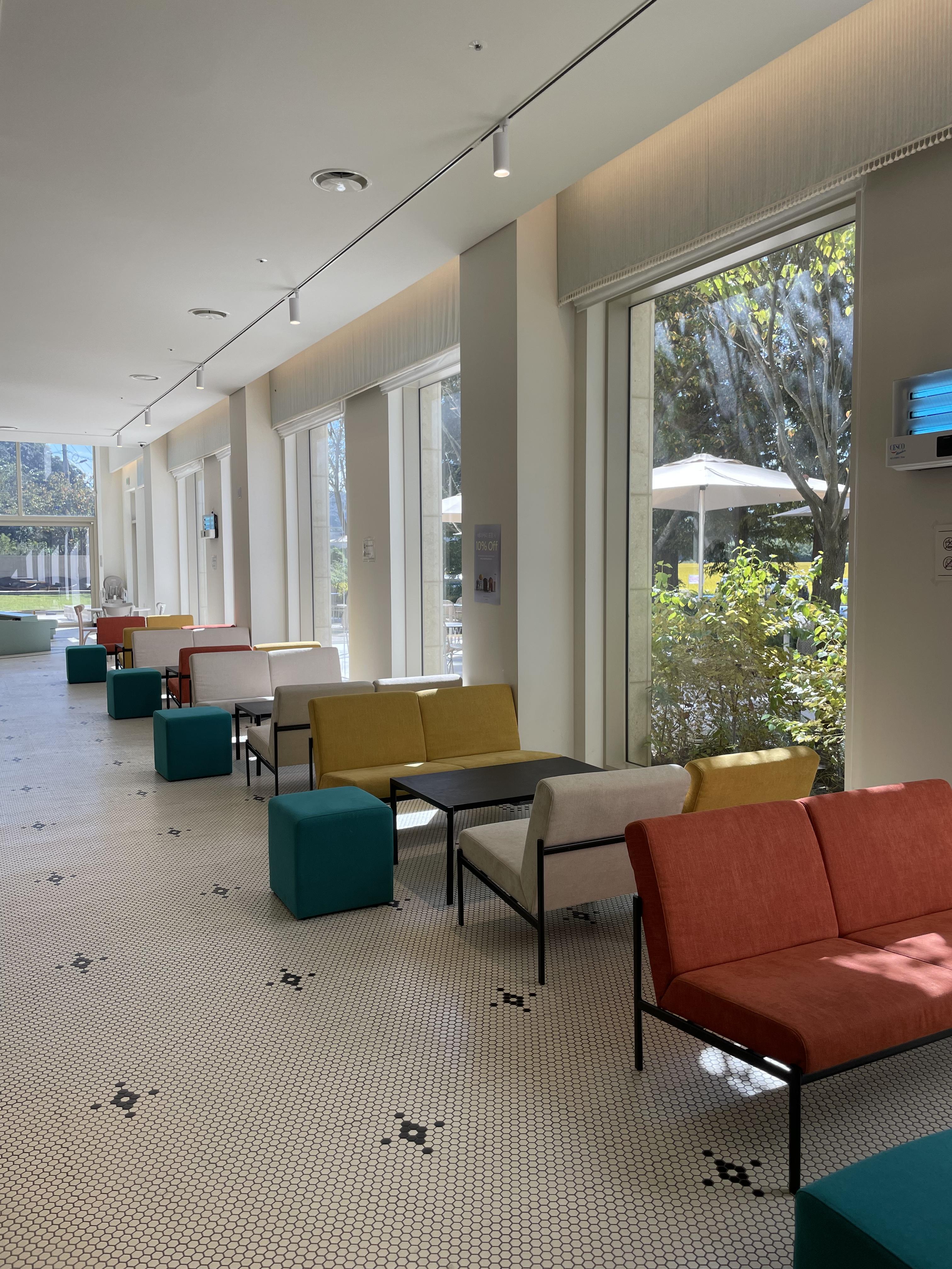 파주 공릉저수지 대형카페 모쿠슈라 프렌치카페